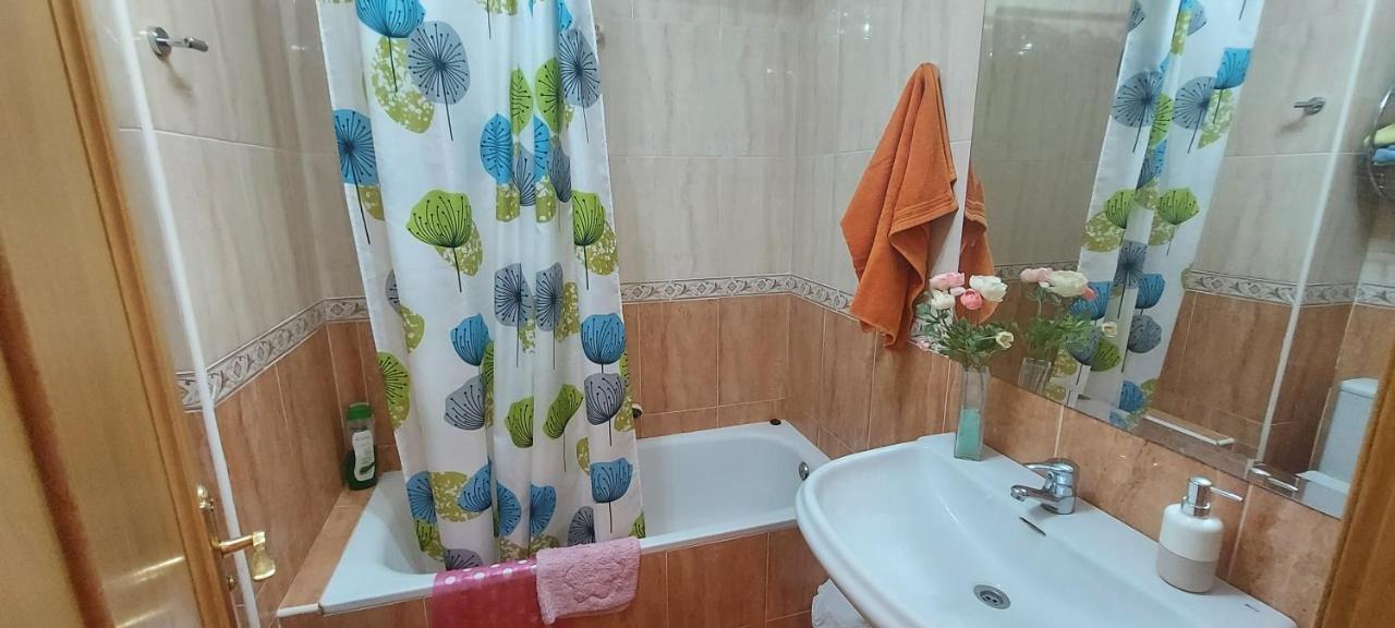 Apartamento En Ogijares, A 2 Kilometros De Granada Exterior photo